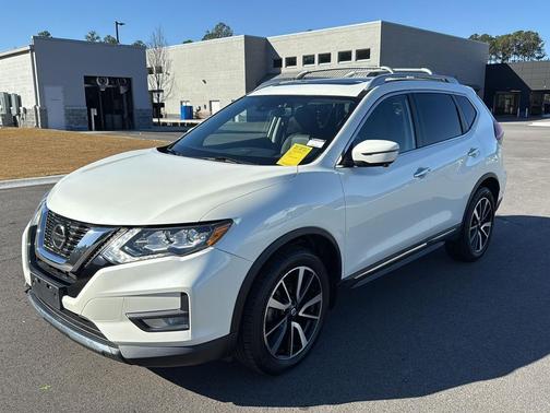 2020 Nissan Rogue SL