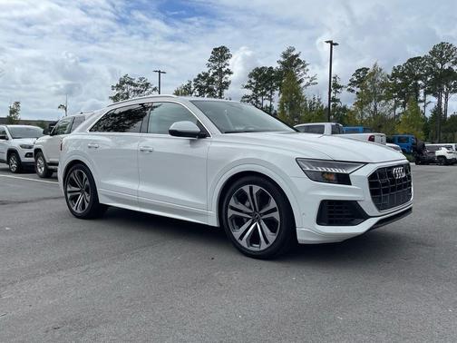 2022 Audi Q8 55 Prestige