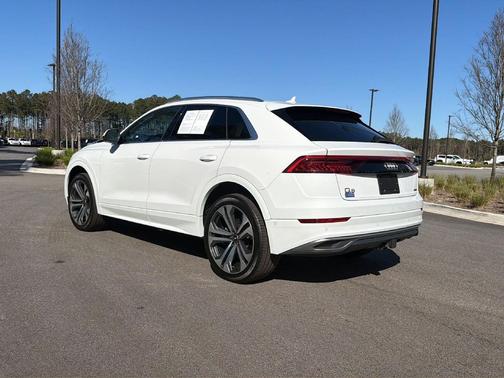 2022 Audi Q8 55 Prestige