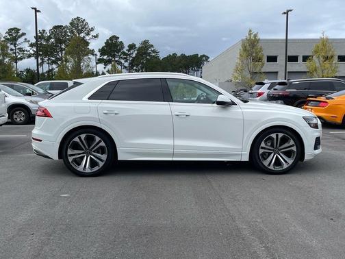 2022 Audi Q8 55 Prestige