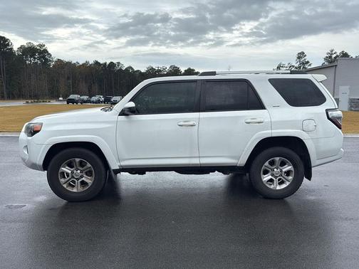 2020 Toyota 4Runner SR5