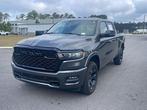 Granite Crystal Metallic Clearcoat 2025 RAM 1500 Big Horn/Lone Star