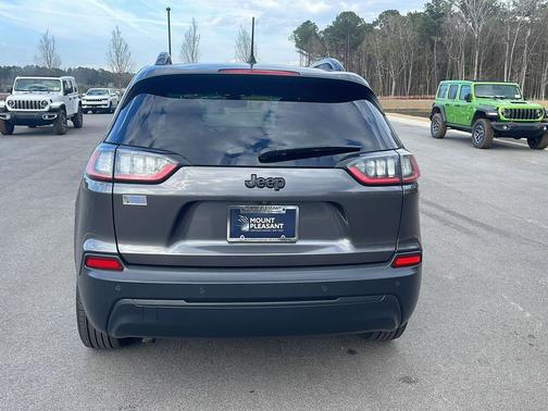 2020 Jeep Cherokee Altitude
