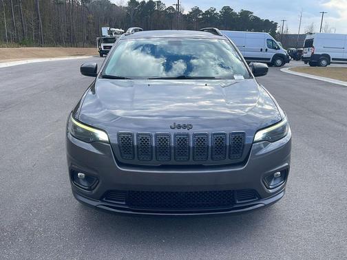 2020 Jeep Cherokee Altitude