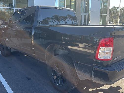 2022 RAM 2500 Big Horn Crew Cab 4x4 6'4' Box