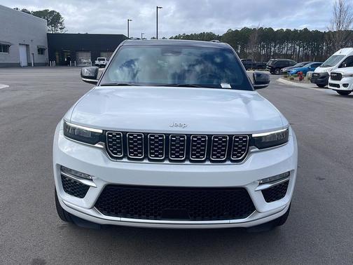 2024 Jeep Grand Cherokee Summit
