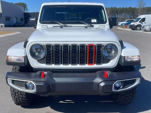 2025 Jeep Gladiator High Tide