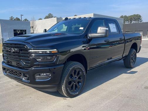 2026 RAM 2500 Laramie Crew Cab 4x4 6'4' Box