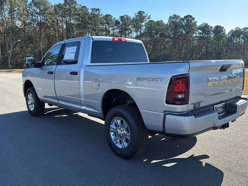 2026 RAM 2500 Big Horn Crew Cab 4x4 6'4' Box