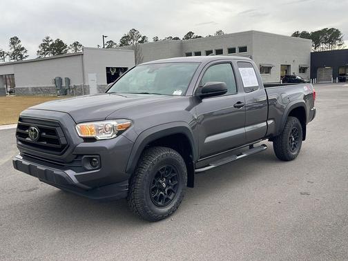 2022 Toyota Tacoma SR