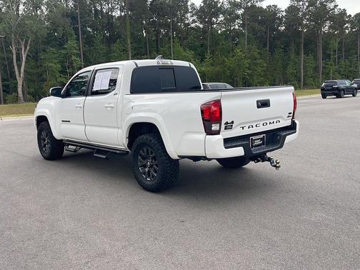 Ice Cap 2023 Toyota Tacoma SR5