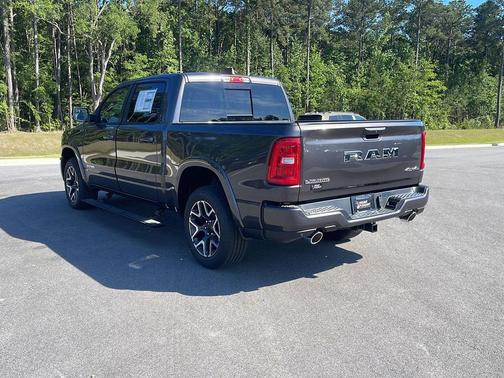Granite Crystal Metallic Clearcoat 2026 RAM 1500 Laramie