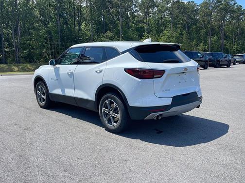 Summit White 2025 Chevrolet Blazer 2LT