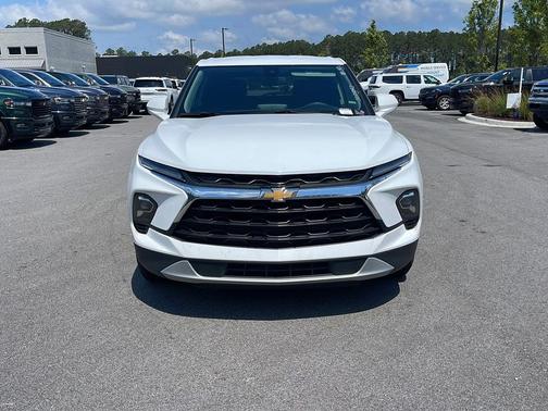 Summit White 2025 Chevrolet Blazer 2LT