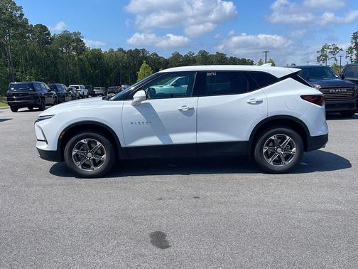 Summit White 2025 Chevrolet Blazer 2LT