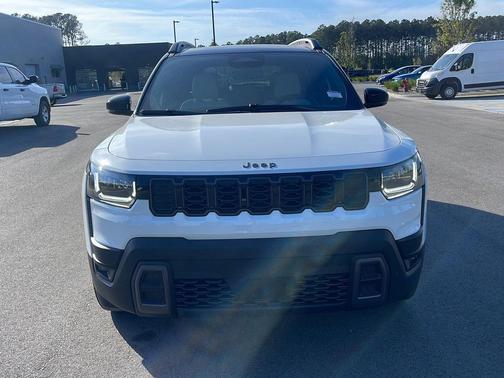 Bright White Clearcoat 2026 Jeep Cherokee Overland