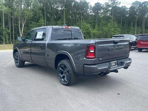 Granite Crystal Metallic Clearcoat 2026 RAM 1500 Big Horn/Lone Star