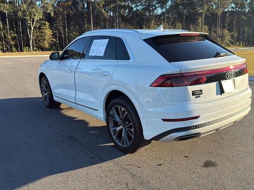 2024 Audi Q8 55 Premium