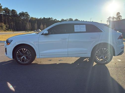 2024 Audi Q8 55 Premium