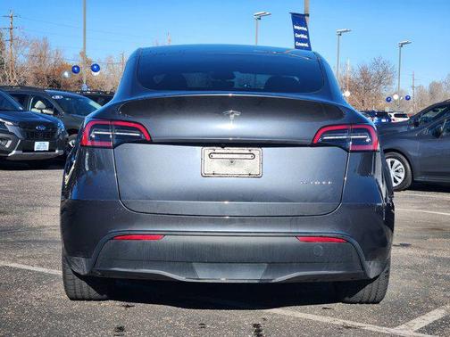 2023 Tesla Model Y Long Range Dual Motor All-Wheel Drive