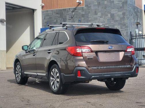 2019 Subaru Outback 2.5i Touring