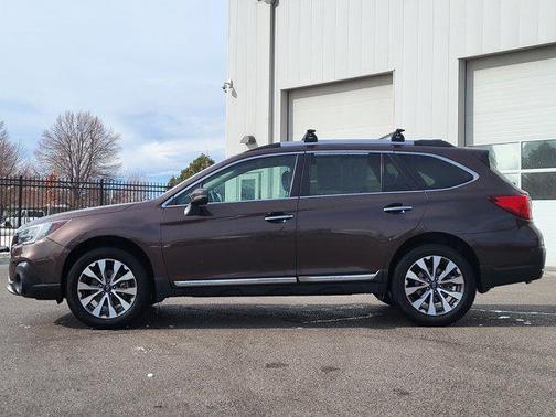 2019 Subaru Outback 2.5i Touring