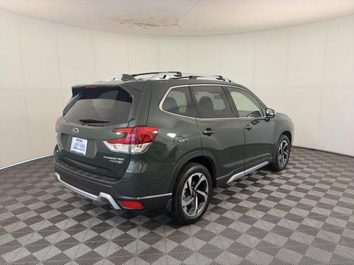 Cascade Green Silica 2023 Subaru Forester Touring