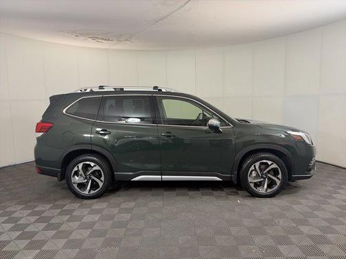 Cascade Green Silica 2023 Subaru Forester Touring