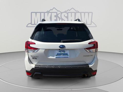 Crystal White Pearl 2023 Subaru Forester Premium