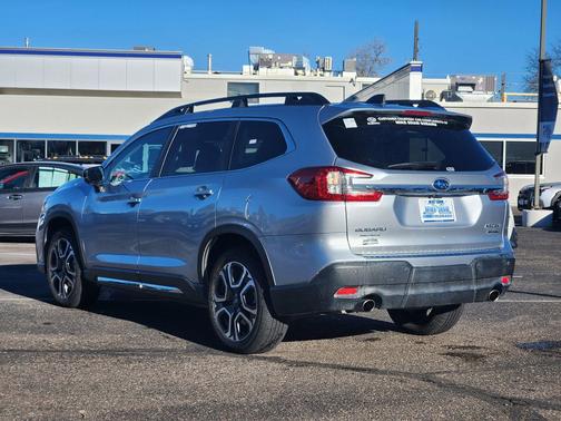 Ice Silver Metallic 2025 Subaru Ascent Limited 8-Passenger