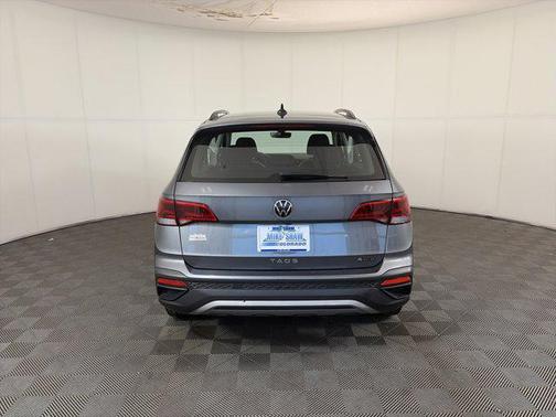 Platinum Gray Metallic 2022 Volkswagen Taos 1.5T S