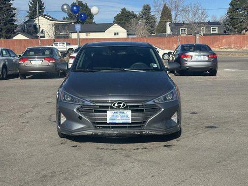 2019 Hyundai ELANTRA SEL