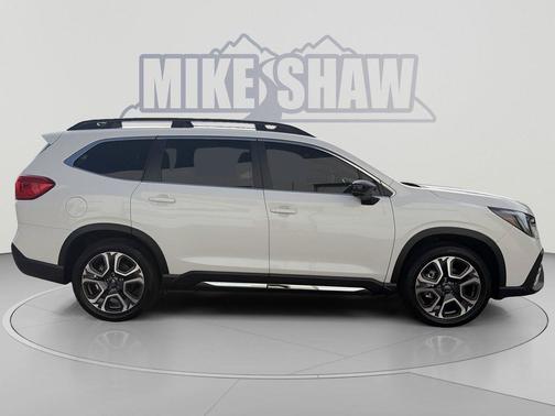 Crystal White Pearl 2024 Subaru Ascent Limited 7-Passenger