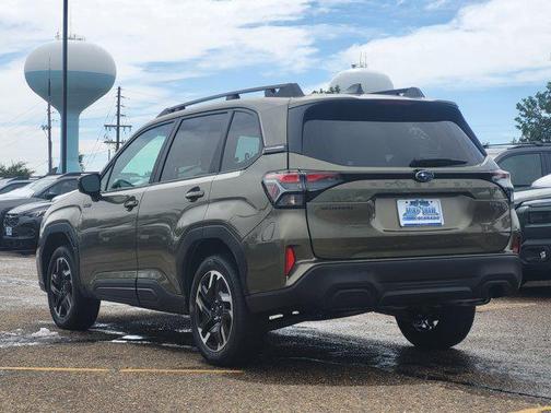 Autumn Green Metallic 2026 Subaru Forester Hybrid Premium