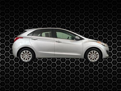 2016 Hyundai Elantra GT Base