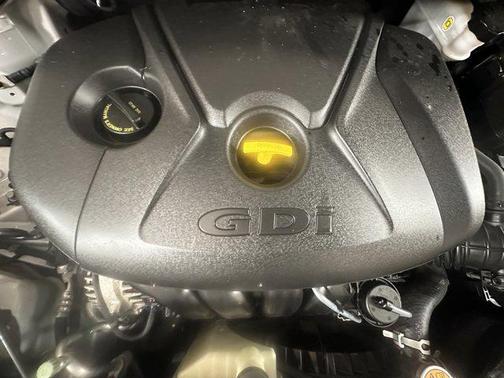 2016 Hyundai Elantra GT Base