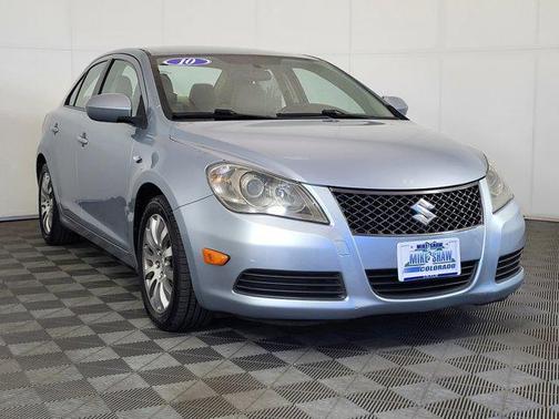 2010 Suzuki Kizashi SE