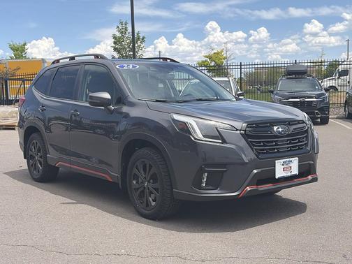 Magnetite Gray Metallic 2024 Subaru Forester Sport