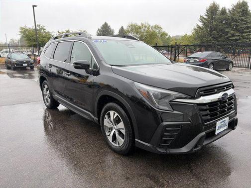 Crystal Black Silica 2023 Subaru Ascent Premium 8-Passenger