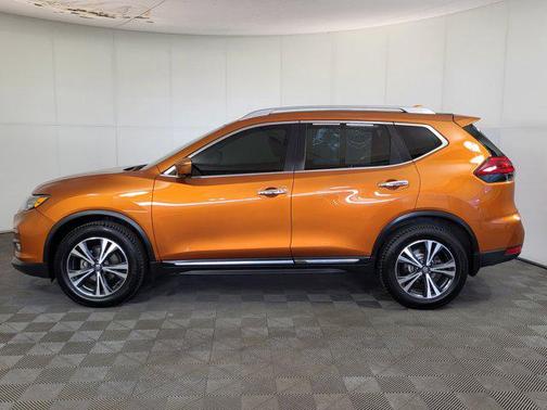 2017 Nissan Rogue SL