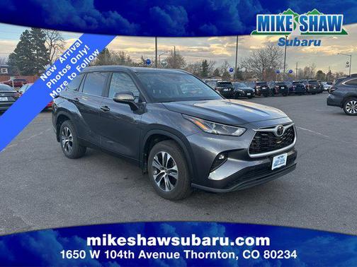 2024 Toyota Highlander XLE