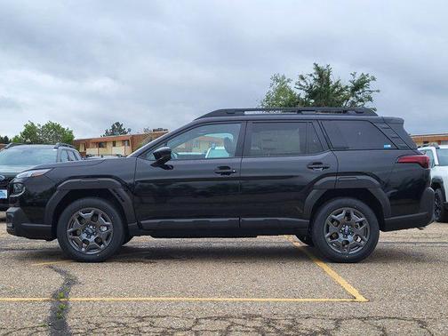 Crystal Black Silica 2026 Subaru Outback Premium
