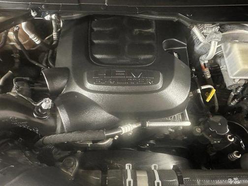 2021 RAM 2500 Tradesman Crew Cab 4x4 6'4' Box