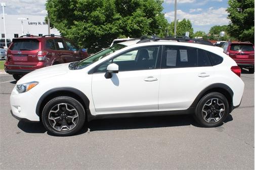 Crystal White Pearl 2015 Subaru XV Crosstrek 2.0i Premium