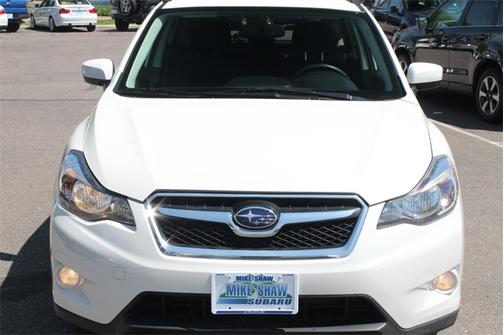 Crystal White Pearl 2015 Subaru XV Crosstrek 2.0i Premium