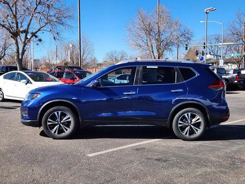 2020 Nissan Rogue SV