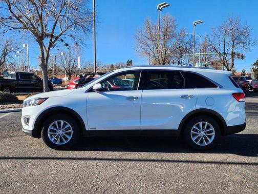 2017 Kia Sorento LX