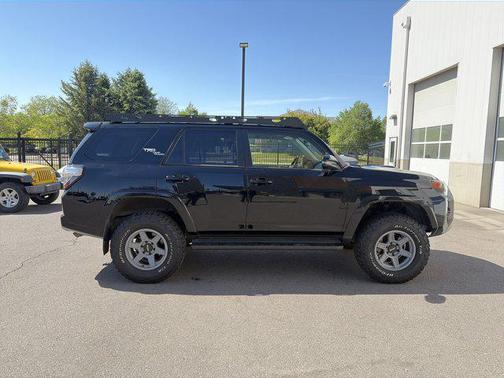 Midnight Black Metallic 2024 Toyota 4Runner TRD Off Road Premium