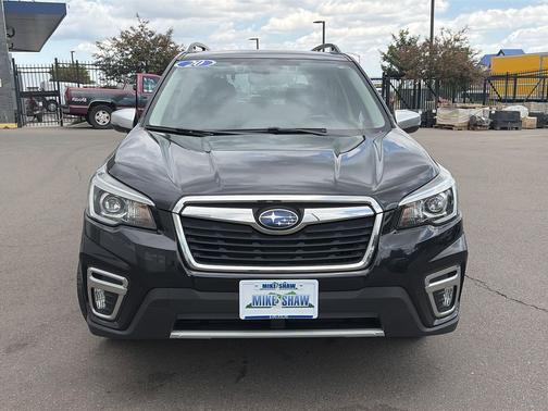 Crystal Black Silica 2020 Subaru Forester Touring