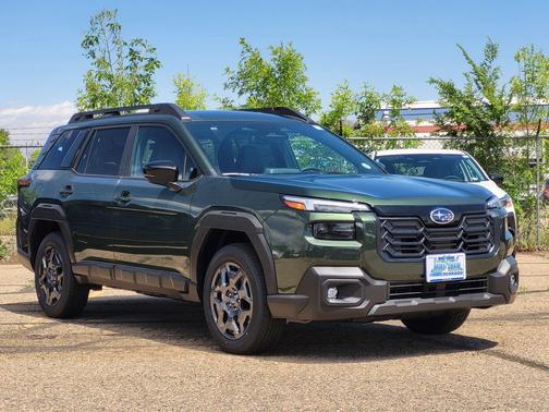 Deep Emerald Green Pearl 2026 Subaru Outback Premium